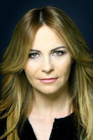 Melda Arat portrait