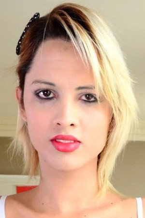 Melzina Bonekinha portrait