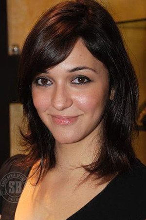 Nauheed Cyrusi portrait