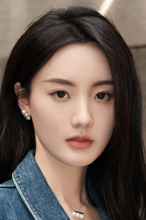 Zhang Qiaoer portrait