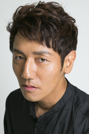 Tomohisa Yuge portrait