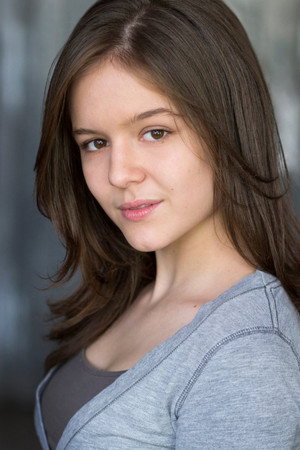 Izabela Vidovic portrait