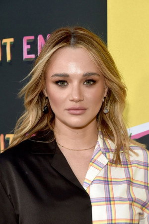 Hunter King portrait
