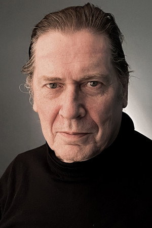 Matti Onnismaa portrait