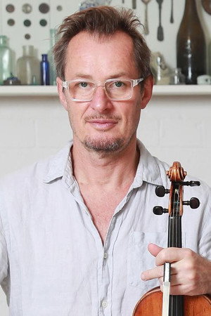 Richard Tognetti portrait