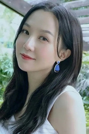Carisa Yan portrait