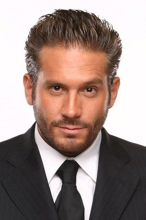 Arath de la Torre portrait