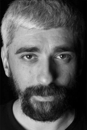 Asil Büyüközçelik portrait