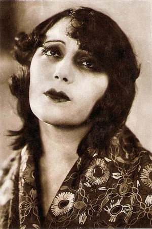 Raquel Meller portrait