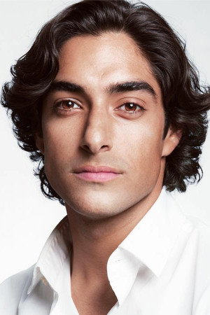 Eman Esfandi portrait