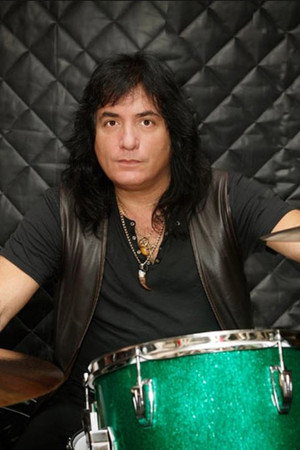 Bobby Rondinelli portrait