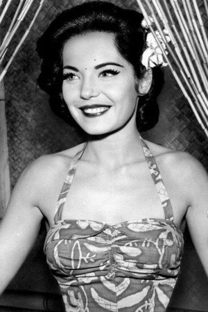 Linda Lawson portrait