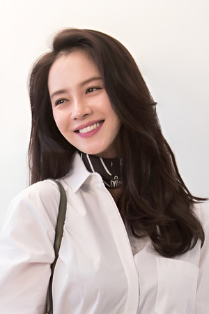 Song Ji-hyo portrait