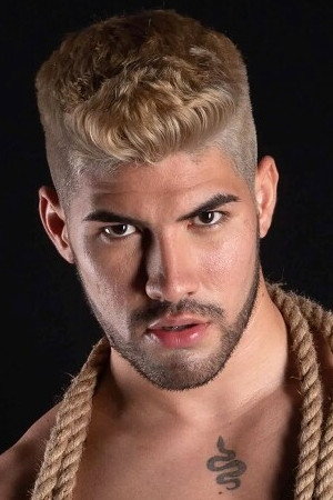 Gus Torres portrait