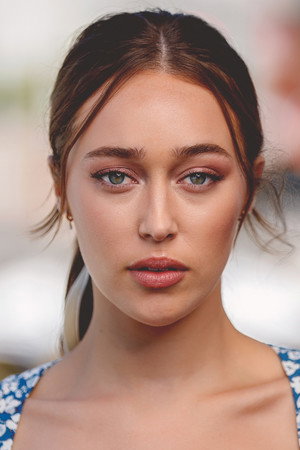Alycia Debnam-Carey portrait