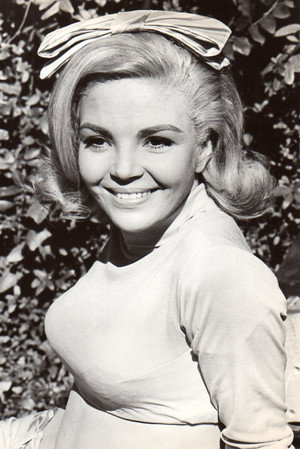 Suzie Kaye portrait
