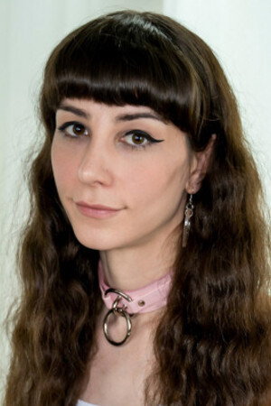 Livi Doll portrait