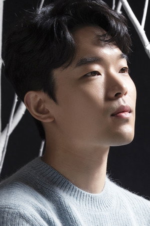Lee Kyu-sung portrait