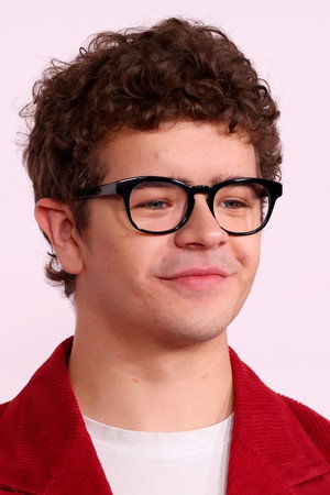 Gaten Matarazzo portrait