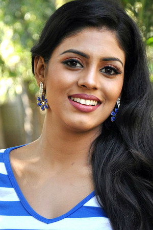 Iniya portrait
