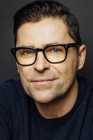 Kavan Smith portrait