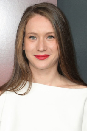 Claire Duburcq portrait