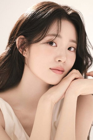 Shin Sia portrait