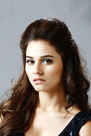 Pooja Thakur portrait