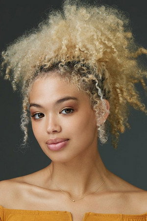 Simone Neethling portrait