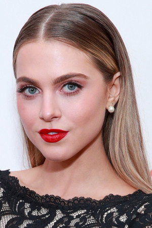 Anne Winters portrait