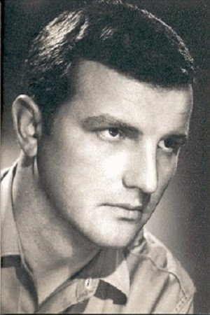 Derek Newark portrait