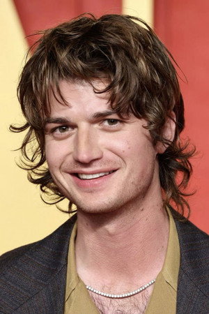 Joe Keery portrait