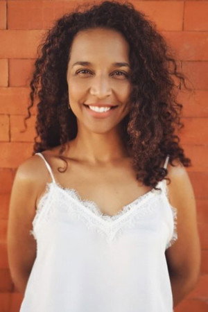 Rita Cruz portrait