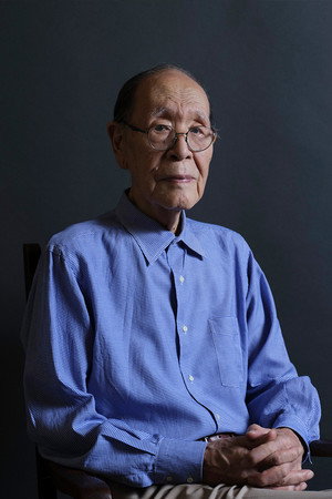 Shiguéhiko Hasumi portrait