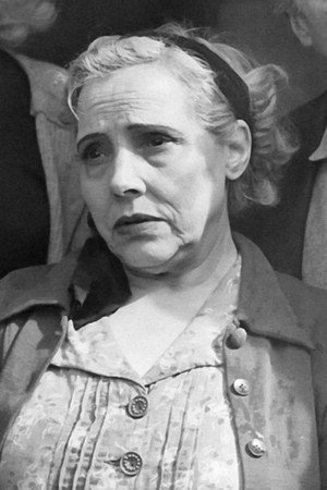 Maria Olguim portrait