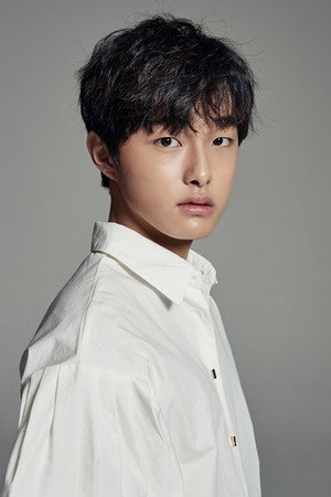 Yoon Chan-young portrait