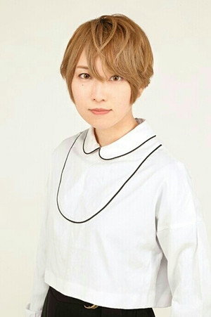 Minami Hinata portrait