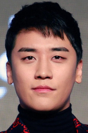 SEUNGRI portrait