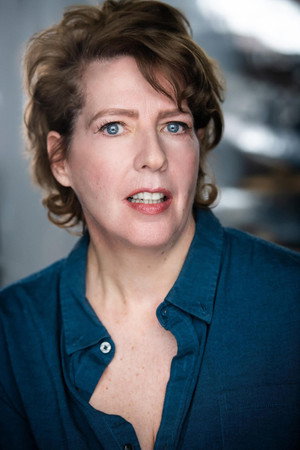 Elle Spencer portrait