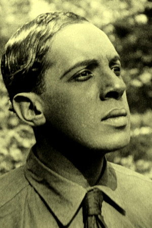 Walker Thompson portrait
