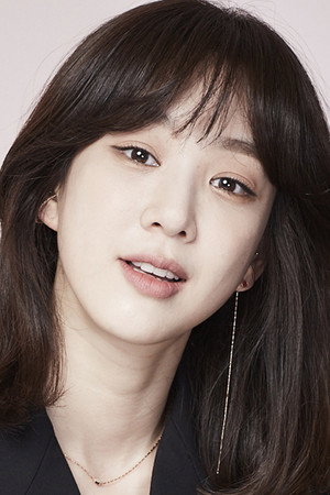 Jung Ryeo-won portrait