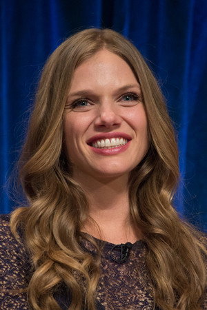 Tracy Spiridakos portrait