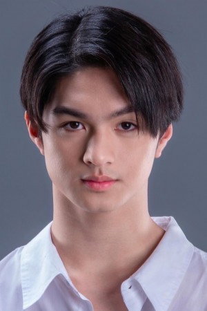 Thuwanon Traikup portrait