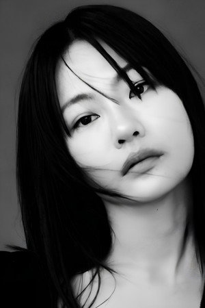 Zine Tseng portrait