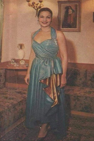 Madiha Yousri portrait