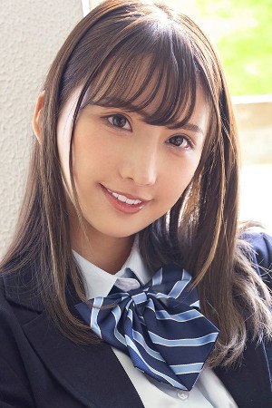 Karen Yuzuriha portrait