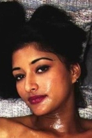 Nadia Nyce portrait