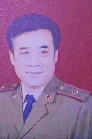Yuxiao Wang portrait