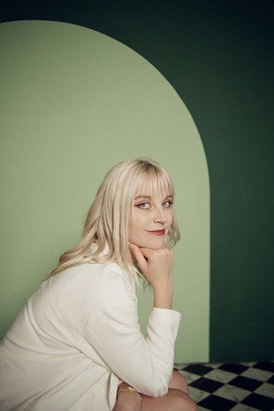 Elizabeth Archer portrait