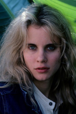 Lori Singer portrait